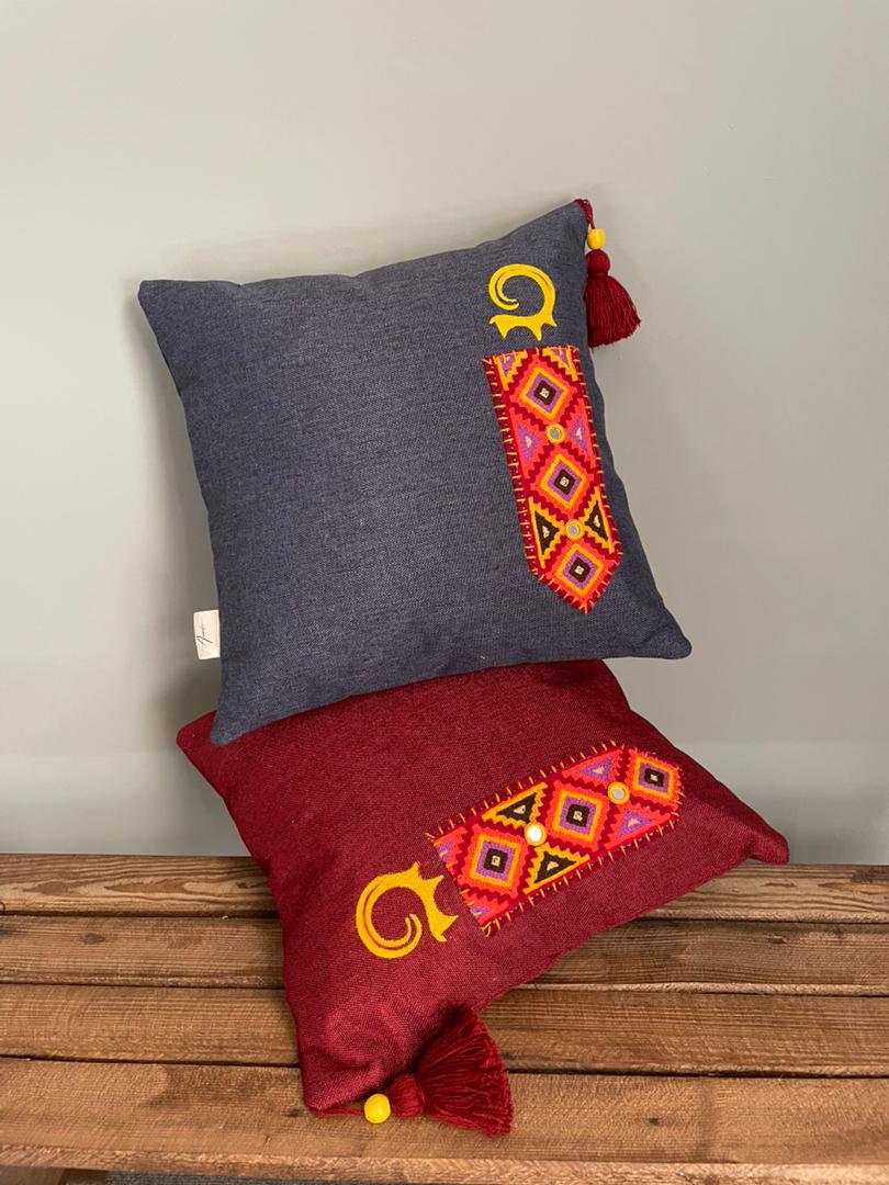 Hand-Crafted Heritage Cushion – Design 1007