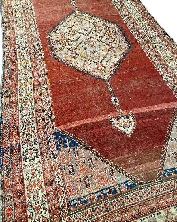 Vintage Persian Malayer Runner Rug – 80-Year-Old Hand-Knotted Wool with Natural Dyes (7.5 m²)