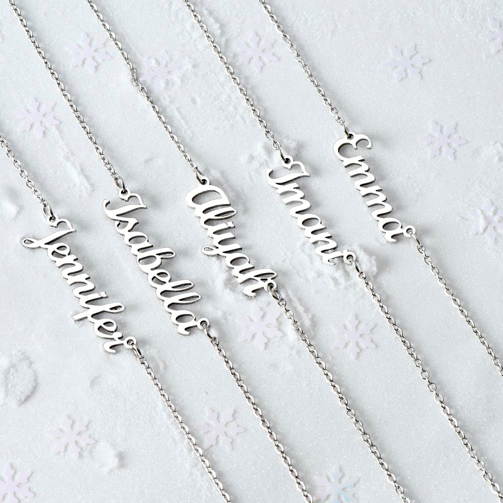 Golden and Vintage Elegant Custom Name Necklace – A Timeless Personalized Gift