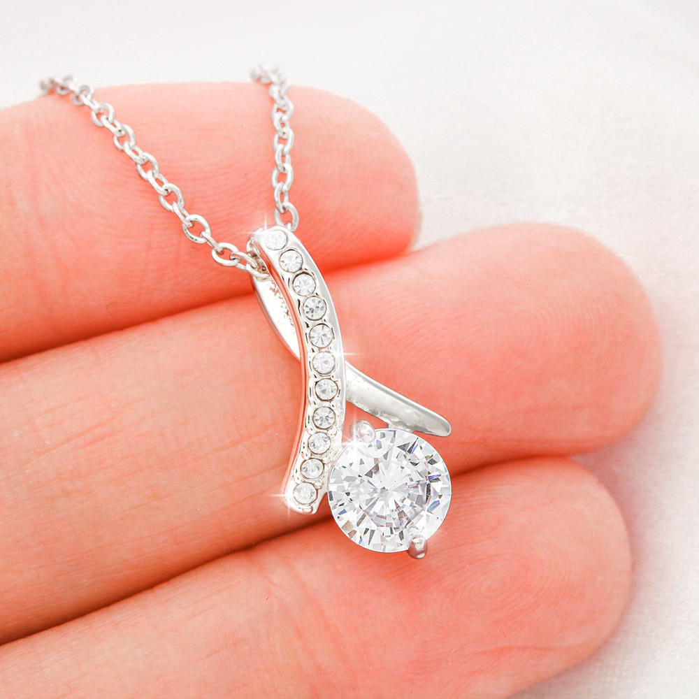 Amazing Alluring Beauty Pendant Necklace Christmas Gift for Wife!