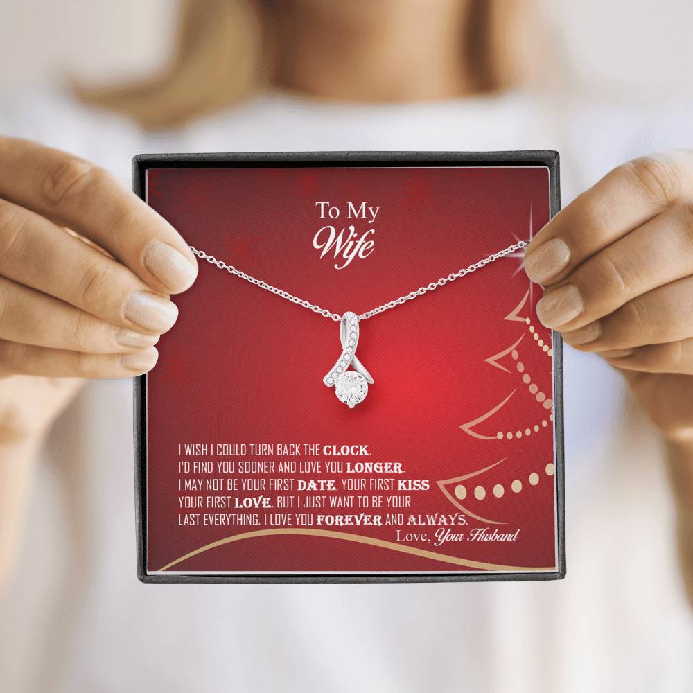 Amazing Alluring Beauty Pendant Necklace Christmas Gift for Wife!
