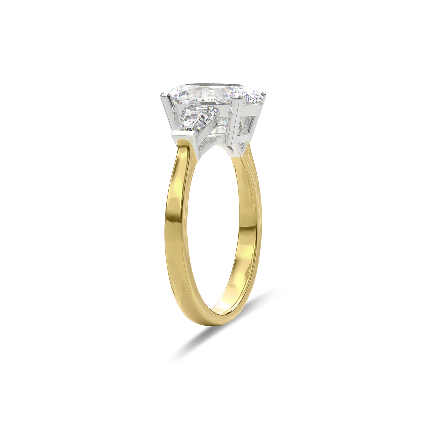 Daphnis Three Stones Engagement Ring Oval•Yellow Gold