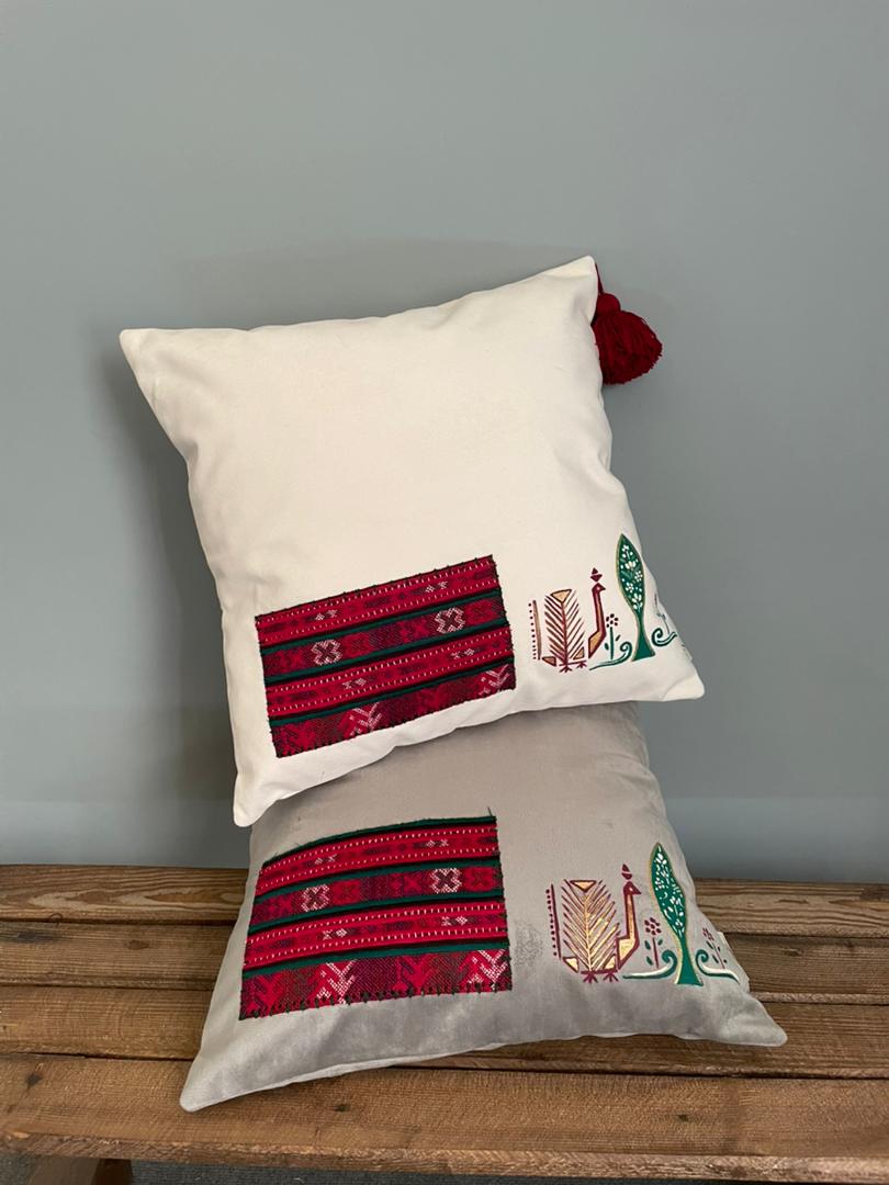 Hand-Crafted Heritage Cushion – Design 1003