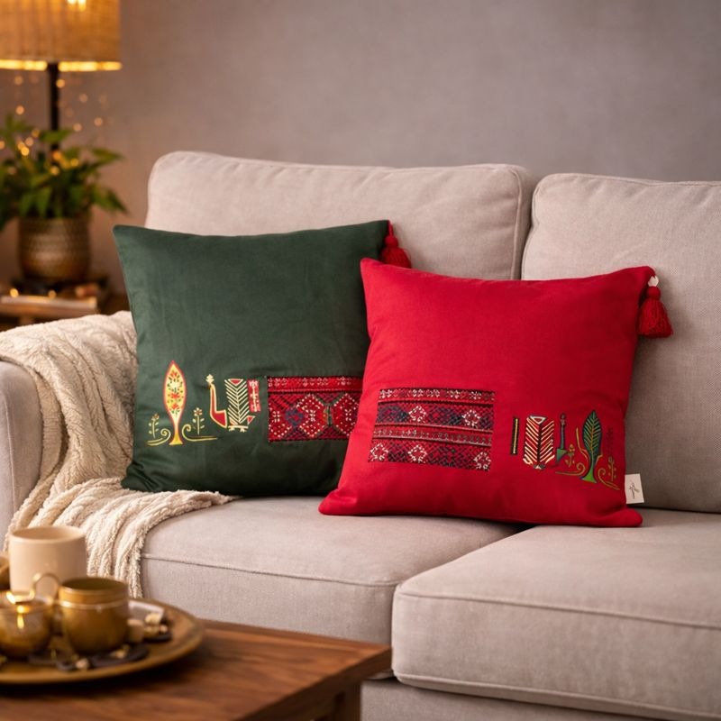 Hand-Crafted Heritage Cushion – Design 1004