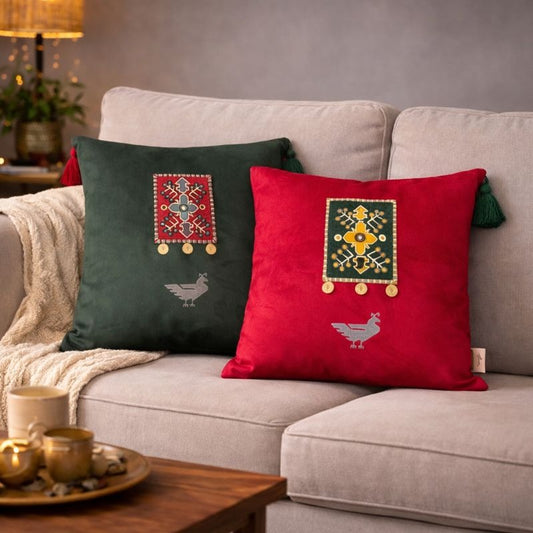 Hand-Crafted Heritage Cushion – Design 1006