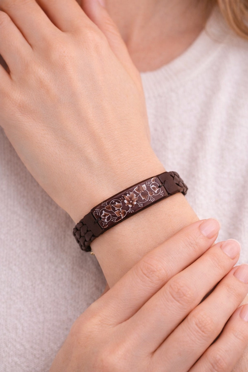 Minakari Leather Bracelet Design 1003