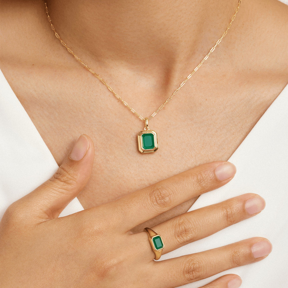 Envy- Baguette Emerald Ring